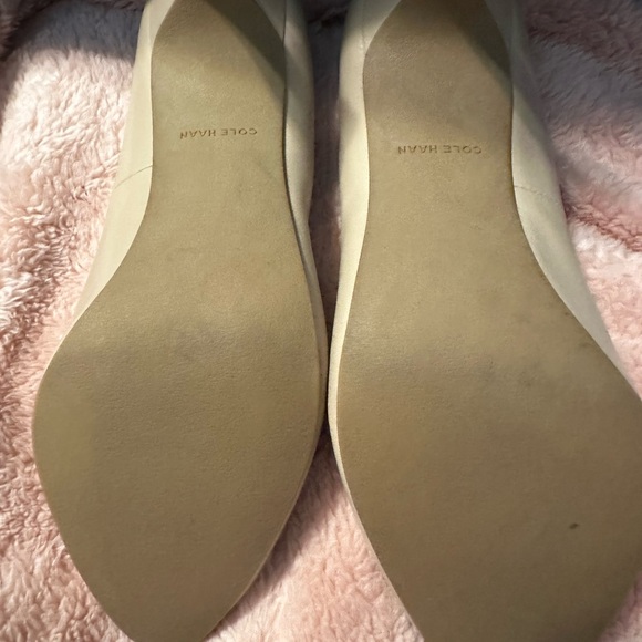 Cole Haan nude heels, size 9 - Picture 3 of 5
